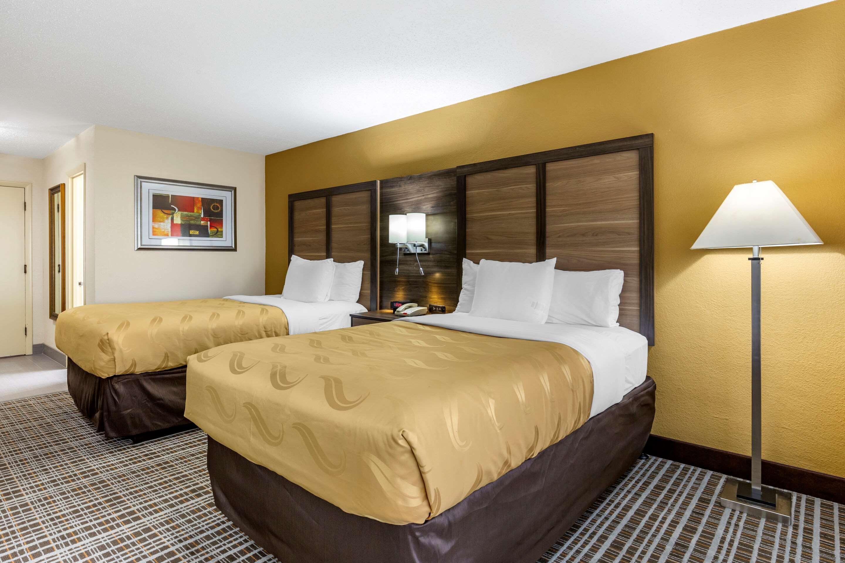 Quality Inn & Suites - Greensboro-High Point Exterior photo